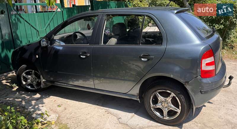 Хэтчбек Skoda Fabia 2004 в Мироновке фото 3 Хэтчбек Skoda Fabia 2004 в Мироновке