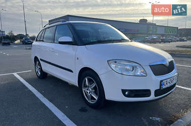 Универсал Skoda Fabia 2009 в 