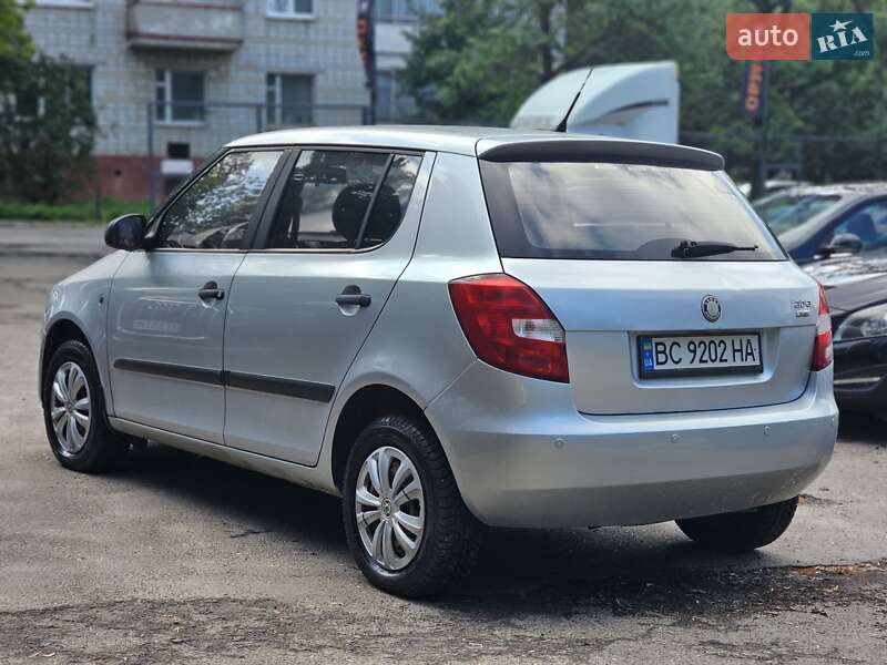 Хэтчбек Skoda Fabia 2007 в Львове