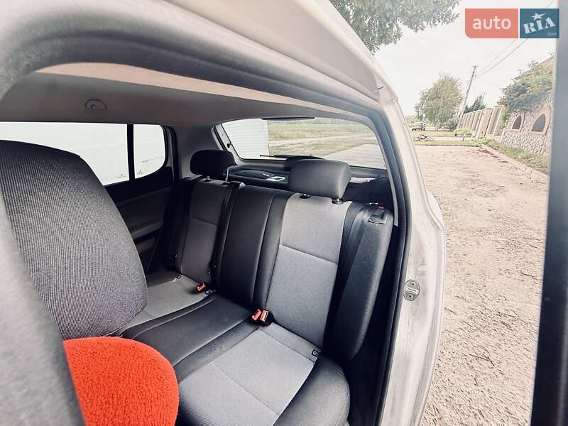 Хетчбек Skoda Fabia 2015 в Горішніх Плавнях