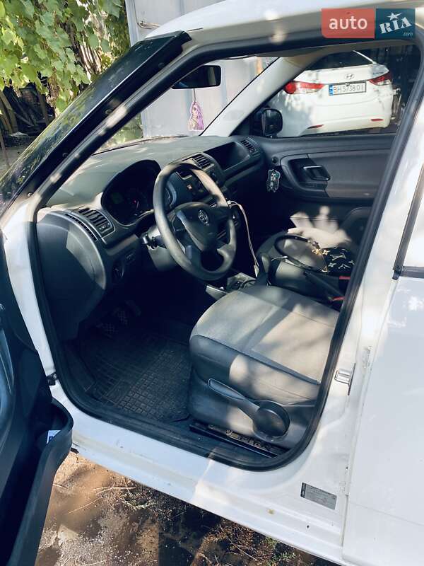 Хетчбек Skoda Fabia 2015 в Горішніх Плавнях