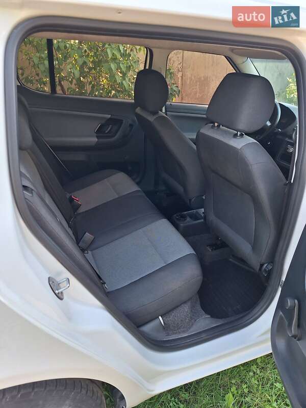 Хэтчбек Skoda Fabia 2012 в Харькове