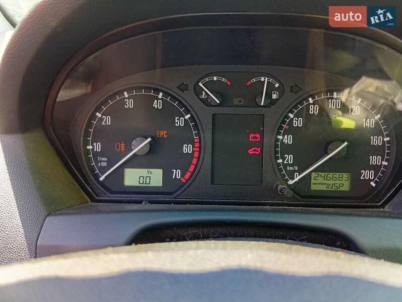 Хэтчбек Skoda Fabia 2001 в Ивано-Франковске