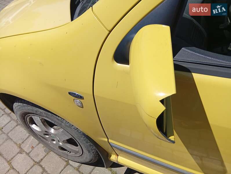 Хэтчбек Skoda Fabia 2001 в Ивано-Франковске
