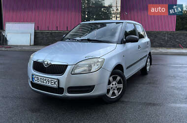 Хетчбек Skoda Fabia 2008 в Чернігові