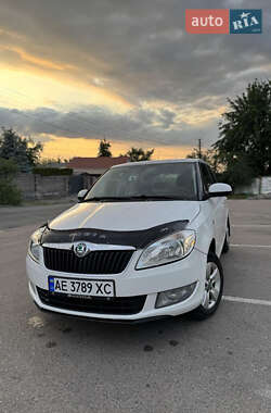 Хетчбек Skoda Fabia 2011 в 