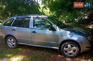 Универсал Skoda Fabia 2003 в 