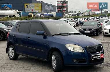 Хэтчбек Skoda Fabia 2007 в 