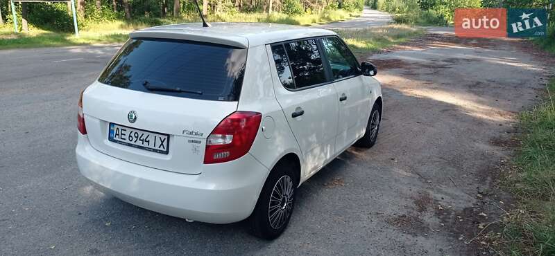 Хэтчбек Skoda Fabia 2012 в Фастове
