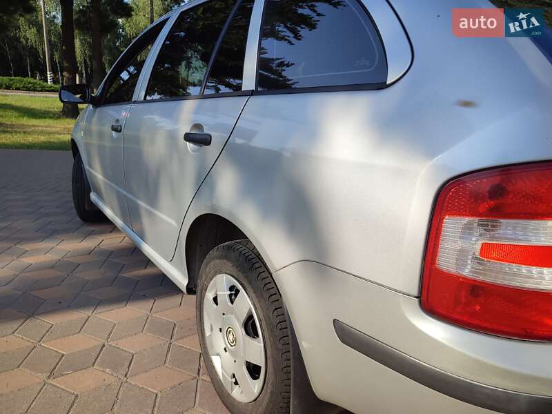 Универсал Skoda Fabia 2007 в Лубнах
