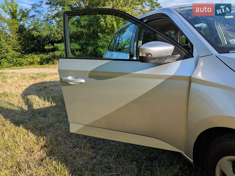 Універсал Skoda Fabia 2015 в Івано-Франківську