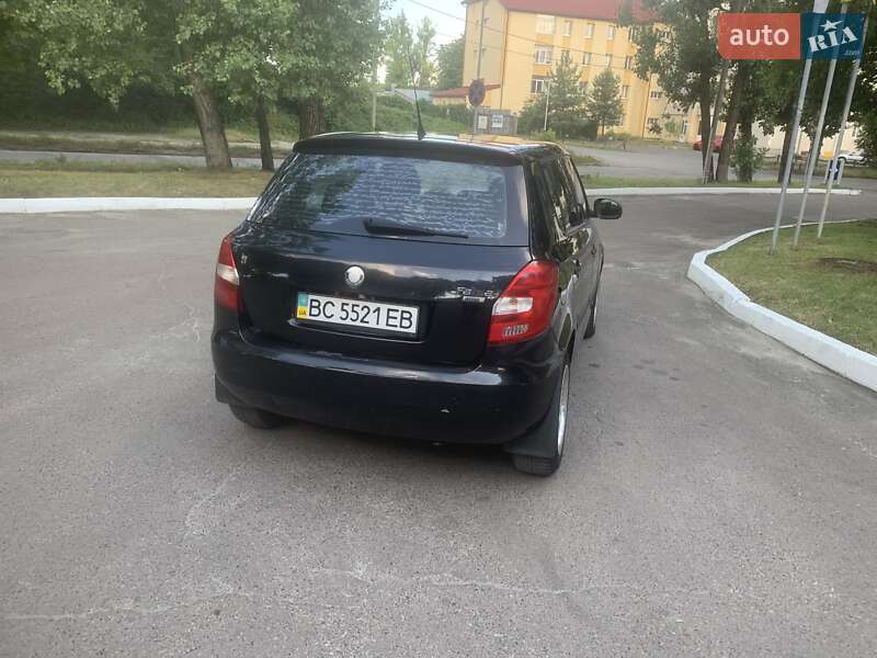 Хэтчбек Skoda Fabia 2008 в Львове