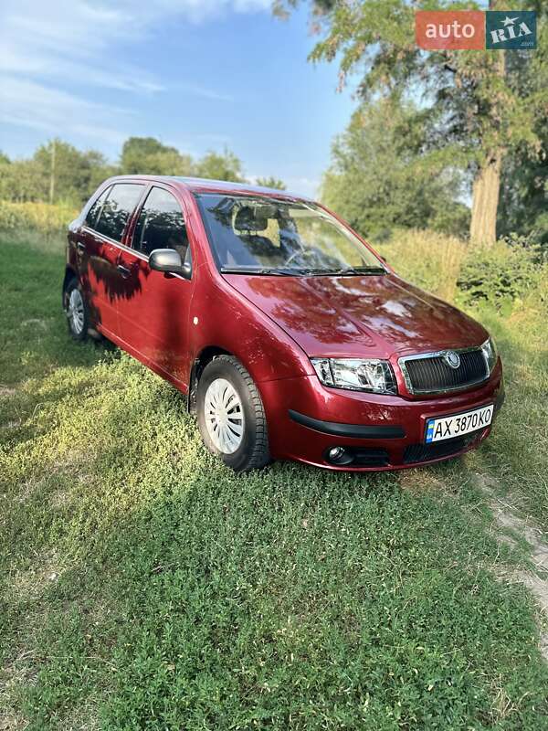 Седан Skoda Fabia 2006 в Полтаве