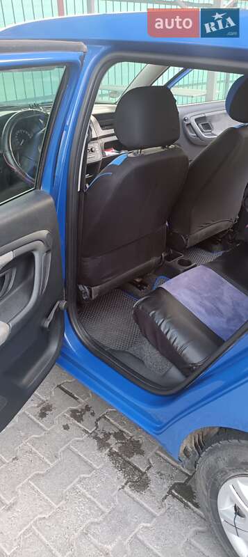 Универсал Skoda Fabia 2009 в Житомире