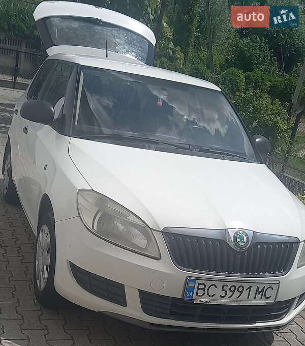 Хэтчбек Skoda Fabia 2011 в Бориславе