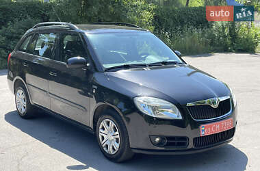 Универсал Skoda Fabia 2008 в Луцке