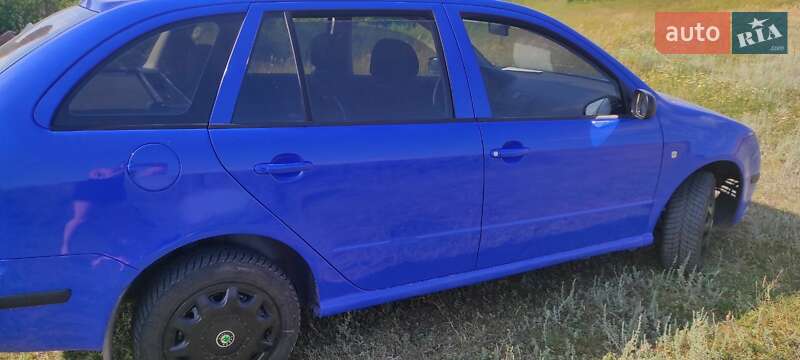Универсал Skoda Fabia 2006 в Богодухове