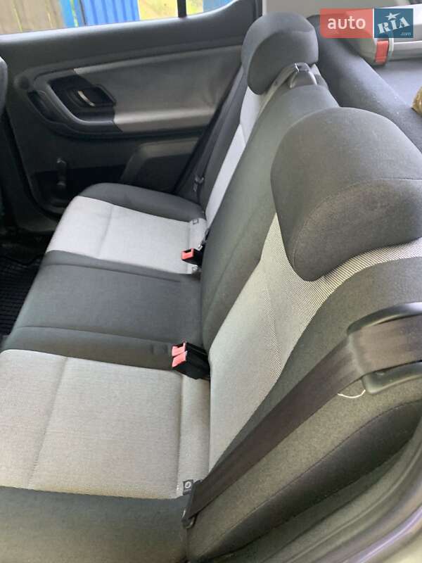 Хетчбек Skoda Fabia 2010 в Радомишлі