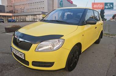 Хэтчбек Skoda Fabia 2008 в Киеве