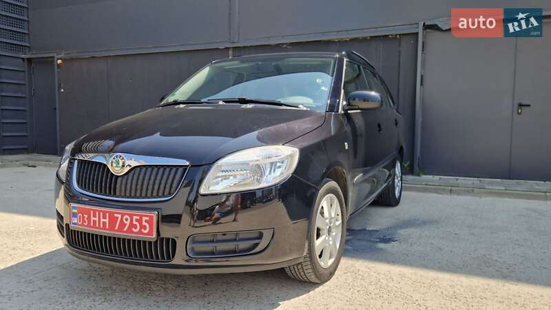 Универсал Skoda Fabia 2009 в Ирпене