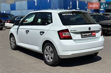 Хэтчбек Skoda Fabia 2017 в 