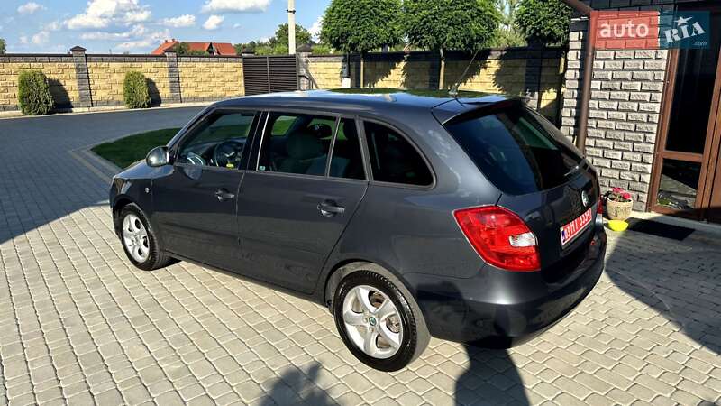 Универсал Skoda Fabia 2010 в Луцке