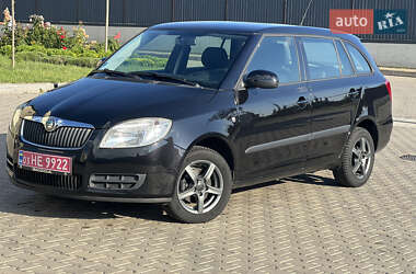 Универсал Skoda Fabia 2010 в 