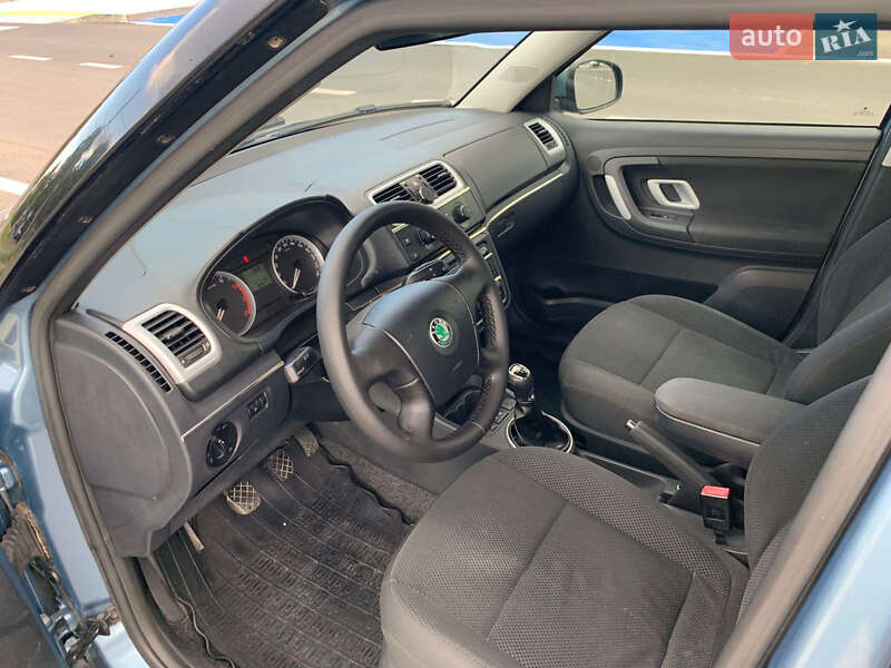 Хэтчбек Skoda Fabia 2008 в Львове