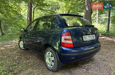 Хэтчбек Skoda Fabia 2006 в 