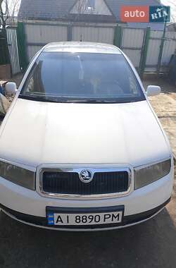 Хэтчбек Skoda Fabia 2002 в Бородянке