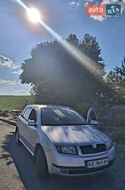Хетчбек Skoda Fabia 2003 в Дніпрі