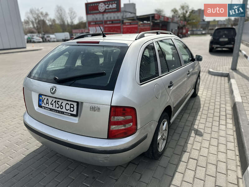Универсал Skoda Fabia 2004 в Киеве