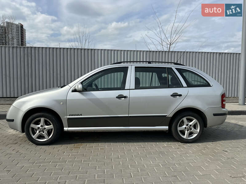 Универсал Skoda Fabia 2004 в Киеве