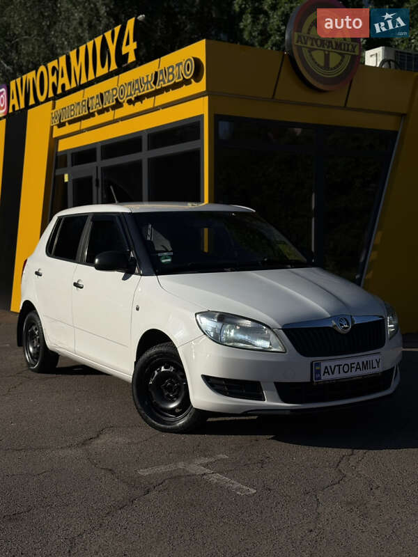 Хэтчбек Skoda Fabia 2013 в Киеве