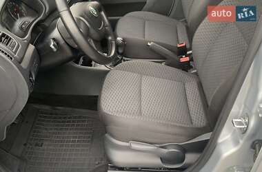 Хэтчбек Skoda Fabia 2012 в 