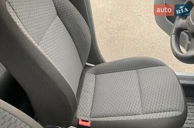 Хэтчбек Skoda Fabia 2012 в 