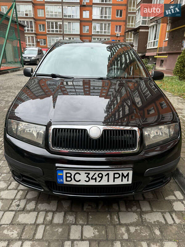 Хэтчбек Skoda Fabia 2007 в Львове