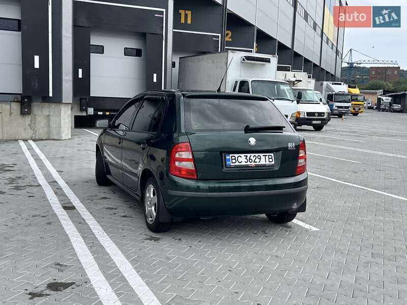 Хэтчбек Skoda Fabia 2001 в Львове