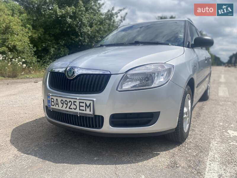 Універсал Skoda Fabia 2009 в Кропивницькому
