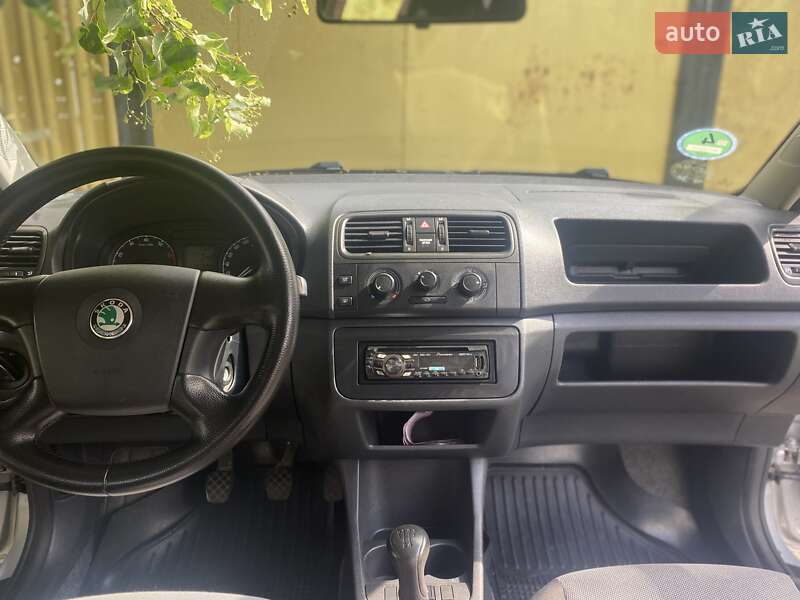 Універсал Skoda Fabia 2009 в Кропивницькому