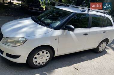 Універсал Skoda Fabia 2012 в Дніпрі