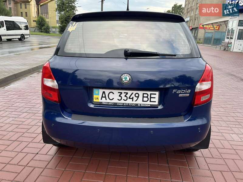 Хэтчбек Skoda Fabia 2011 в Луцке
