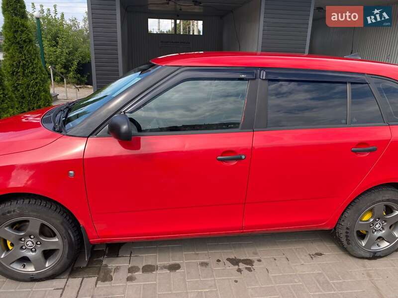 Універсал Skoda Fabia 2012 в Харкові