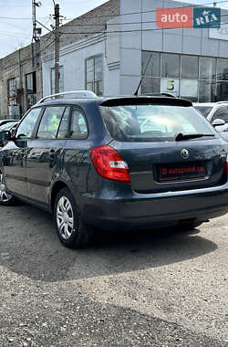 Универсал Skoda Fabia 2010 в 