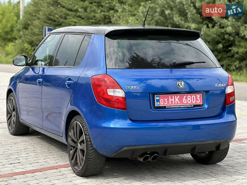 Хэтчбек Skoda Fabia 2011 в Староконстантинове