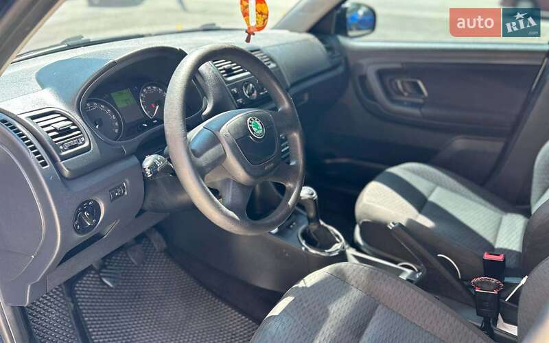 Универсал Skoda Fabia 2011 в Черновцах