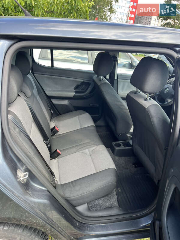 Хэтчбек Skoda Fabia 2008 в Львове