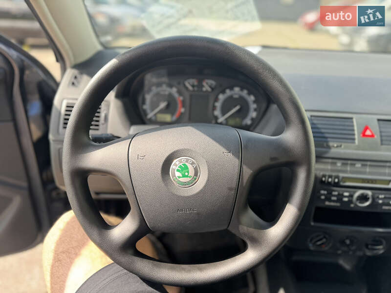 Универсал Skoda Fabia 2007 в Чернигове