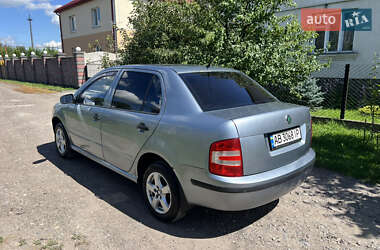 Седан Skoda Fabia 2006 в Радивилове