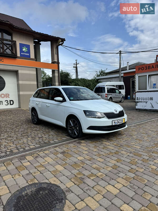Универсал Skoda Fabia 2017 в Сваляве